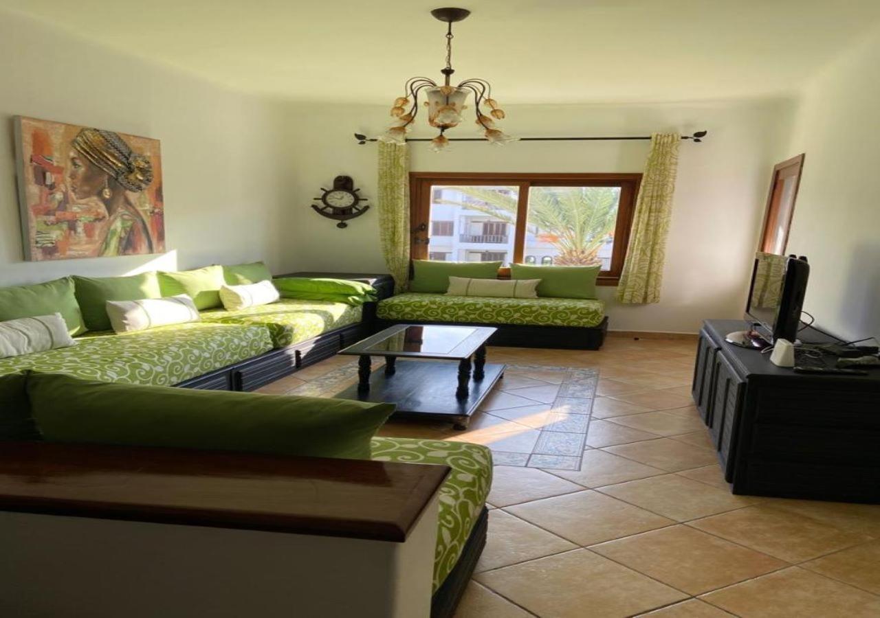 Apartamento Mi Casa Jardins De Cabo Negro Exterior foto