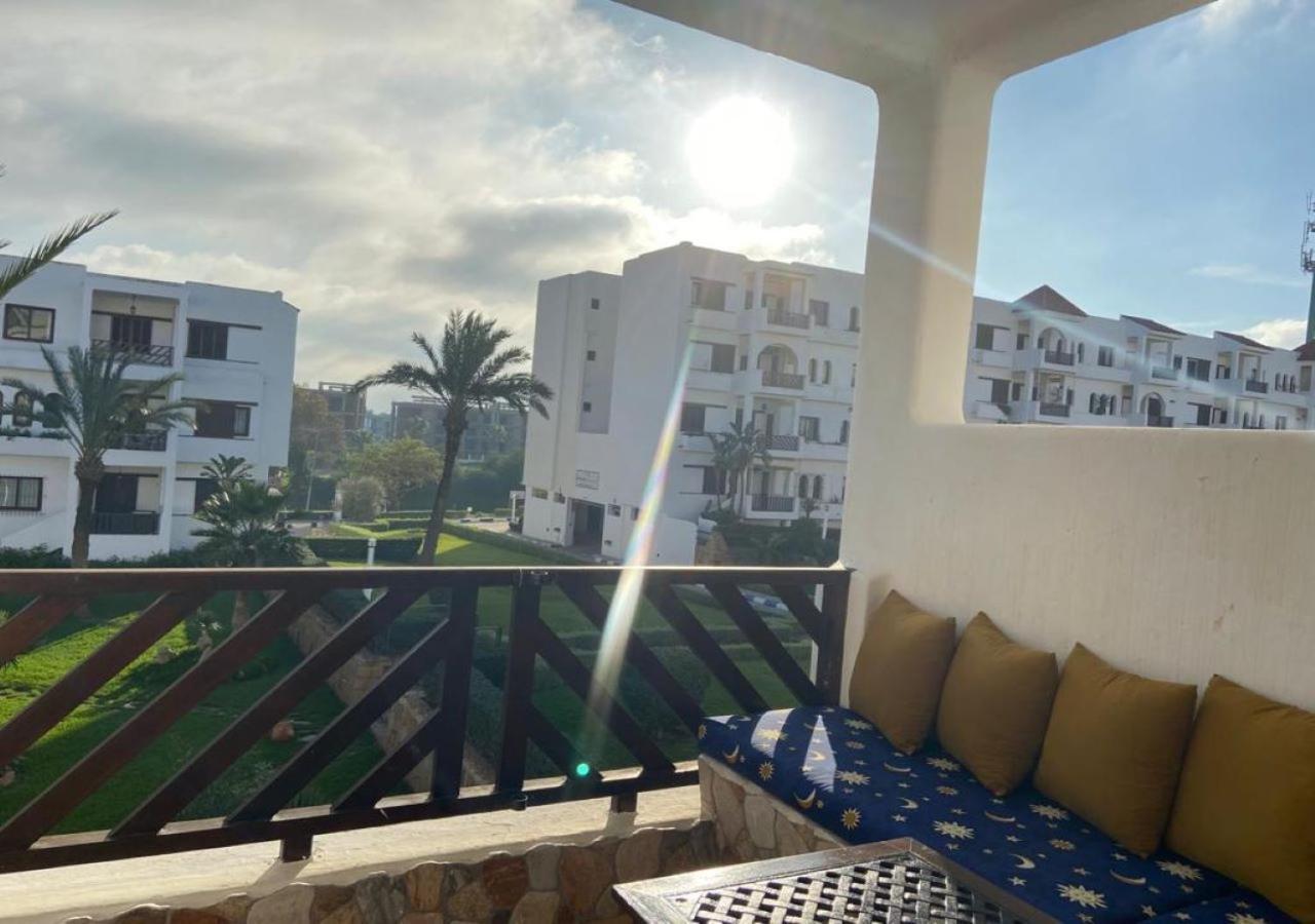 Apartamento Mi Casa Jardins De Cabo Negro Exterior foto