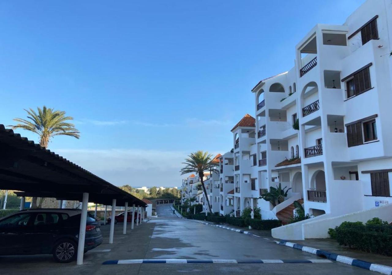 Apartamento Mi Casa Jardins De Cabo Negro Exterior foto