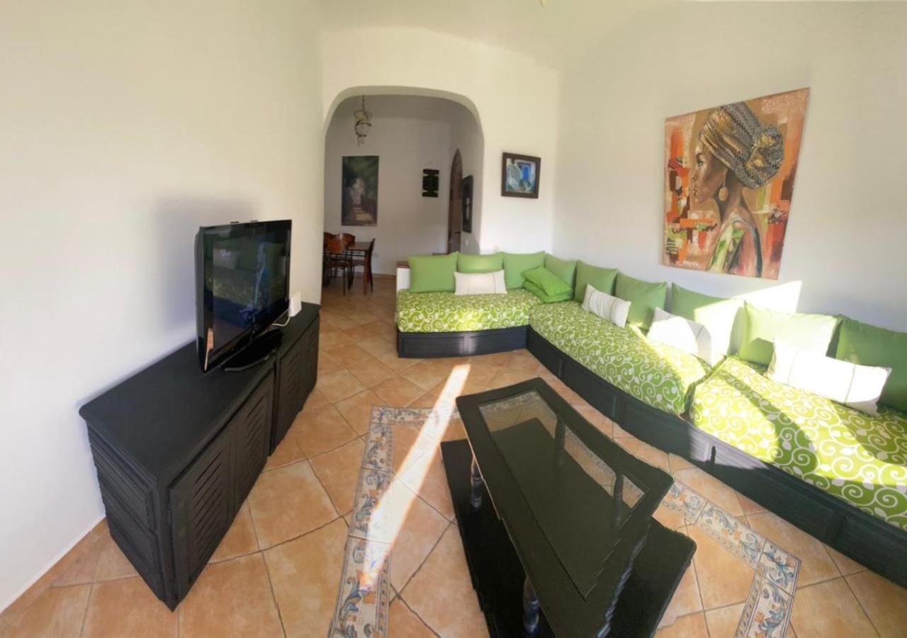 Apartamento Mi Casa Jardins De Cabo Negro Exterior foto