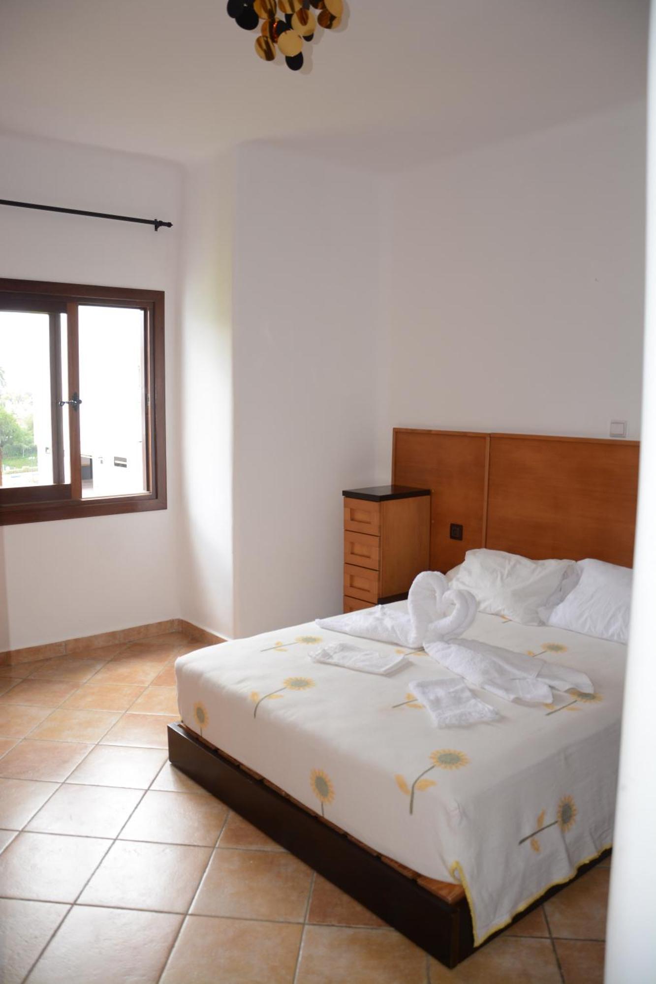 Apartamento Mi Casa Jardins De Cabo Negro Exterior foto