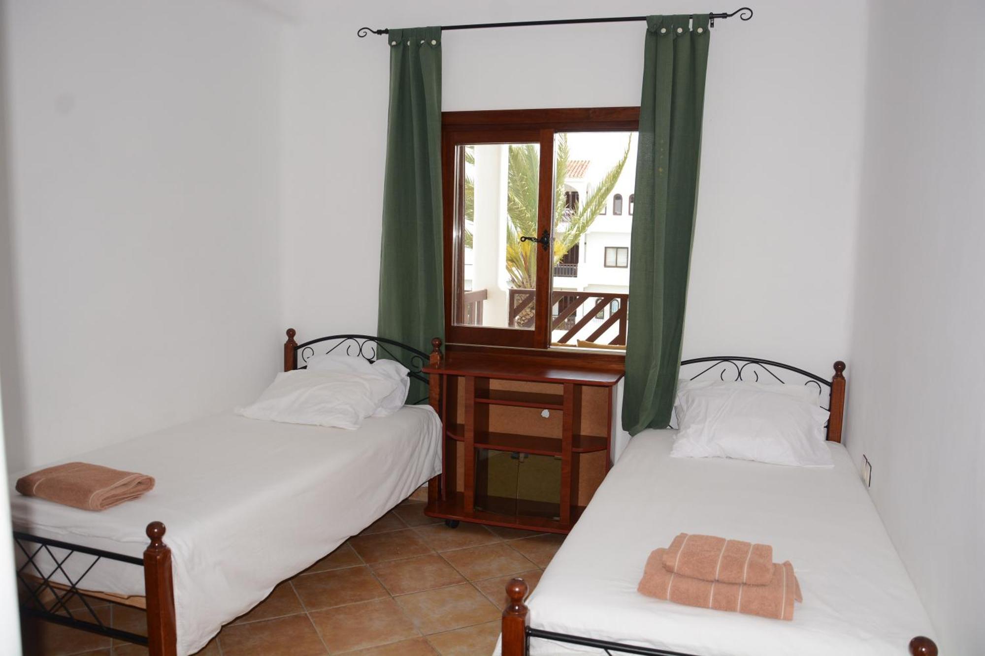 Apartamento Mi Casa Jardins De Cabo Negro Exterior foto